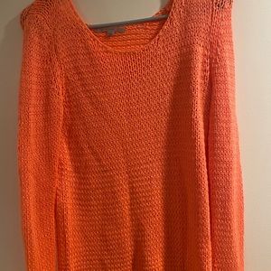 Gap sweater